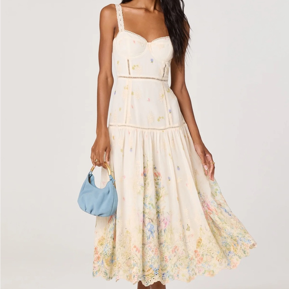 ASTR The Label Pellagia Eyelet Tiered Midi Dress NWT Size S Wedding Summer